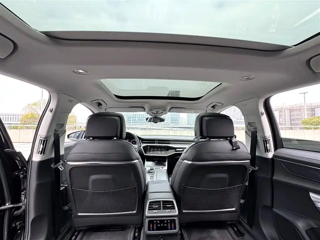 Audi A6L 2021 45 TFSI Exclusive Elegance фото 15