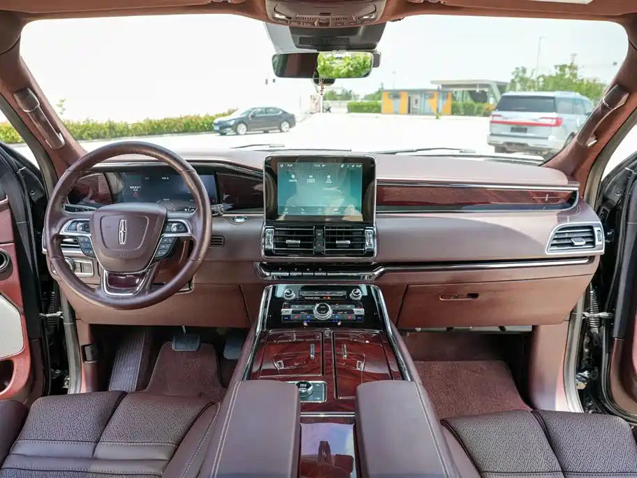 Lincoln Navigator 2022 2020 3.5T Presidential Series