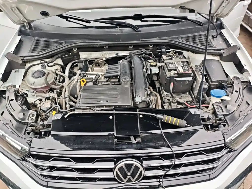 VOLKSWAGEN T-ROC EXPLORING SONGS