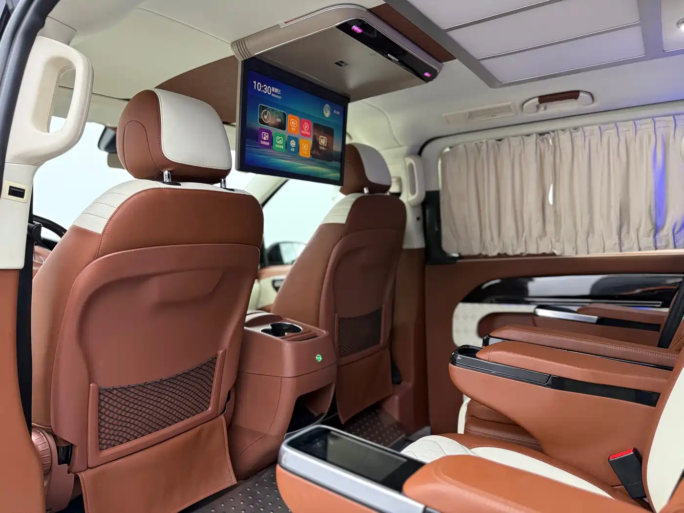 Mercedes-Benz Vito 2021 2.0T Business Edition 7-seater фото 8
