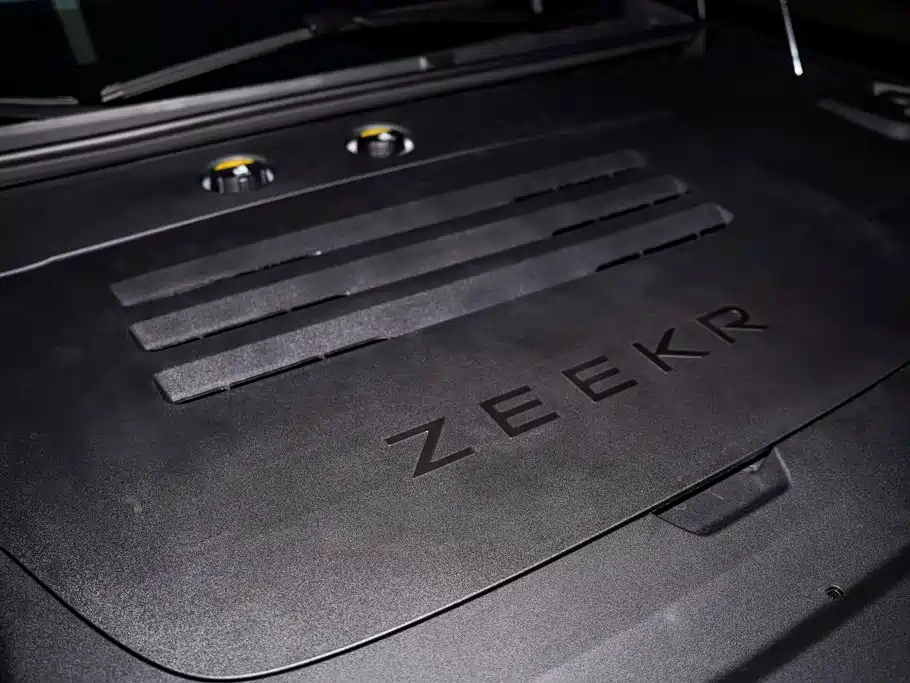 ZEEKR 9X 2026 2025 Model Standard