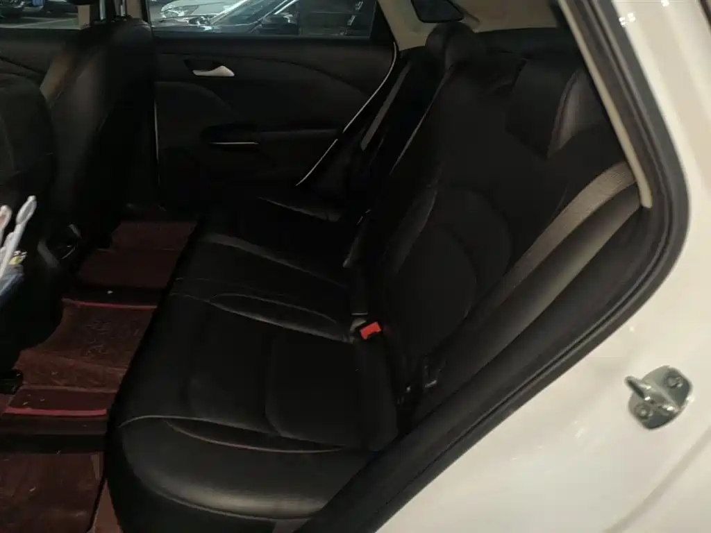 Chevrolet Monza 2020 Mild Hybrid Redline 320T Dual-Clutch Refreshing Edition фото 17