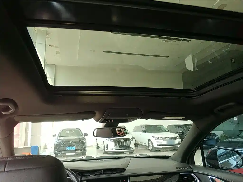 Cadillac XT6 2020 28T 6-Seater Luxury Model фото 18