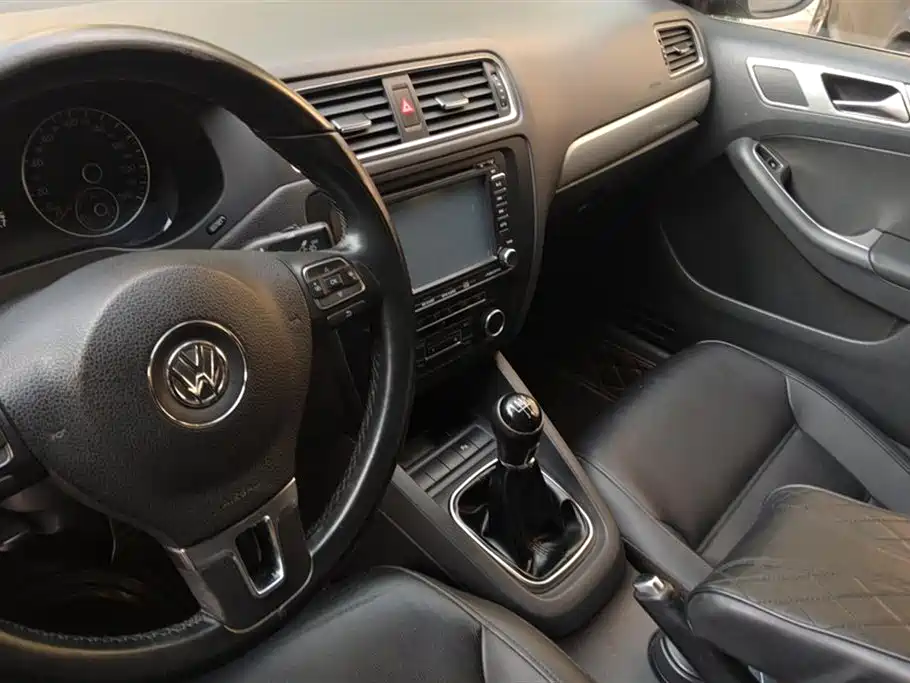 Volkswagen Sagitar 2014 1.4TSI Manual Luxury фото 13