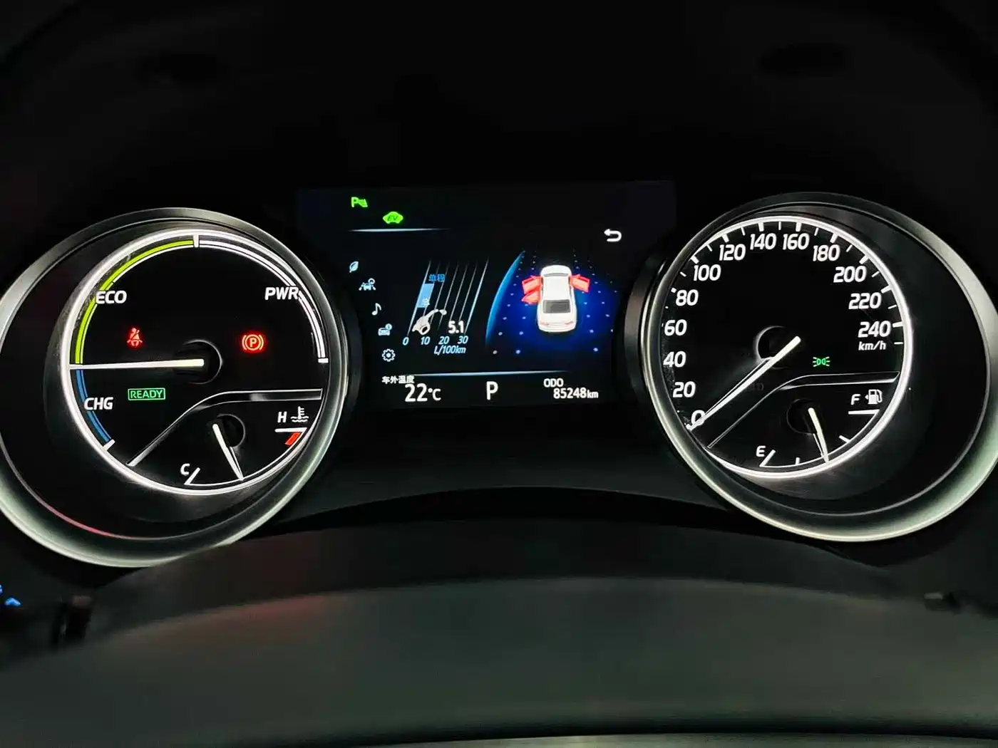 Toyota Camry 2018 Hybrid 2.5HG Luxury Edition фото 11