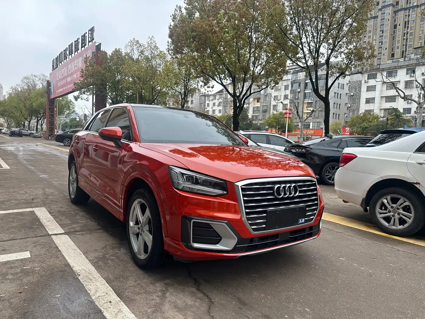 Audi Q2L 2020 35 TFSI Fashion Elegance Model фото 3
