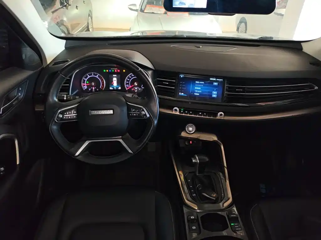 Фото 10 - Haval H6