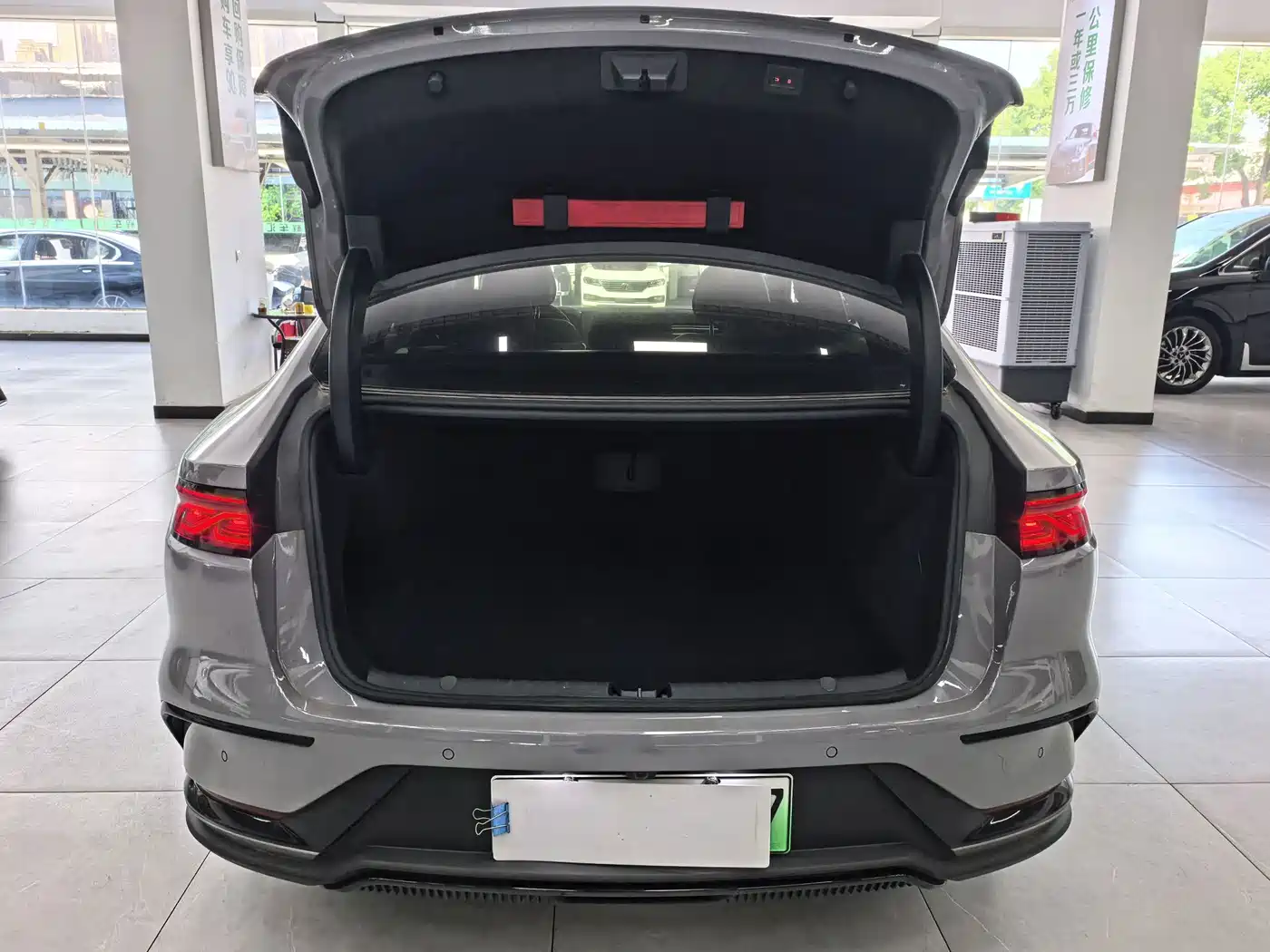 BYD Han 2025 2025 DM-i Smart Driving Edition 125KM LiDAR Flagship