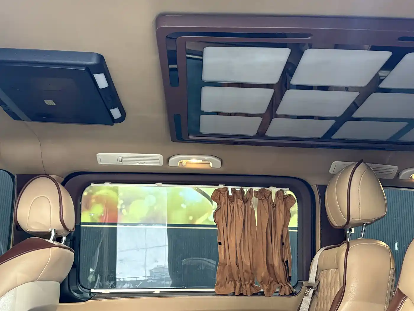 Mercedes-Benz Vito 2018 2.0T Business Edition China VI фото 7