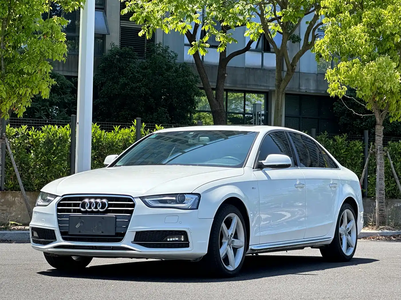 Audi A4L 2016 35 TFSI Automatic Luxury