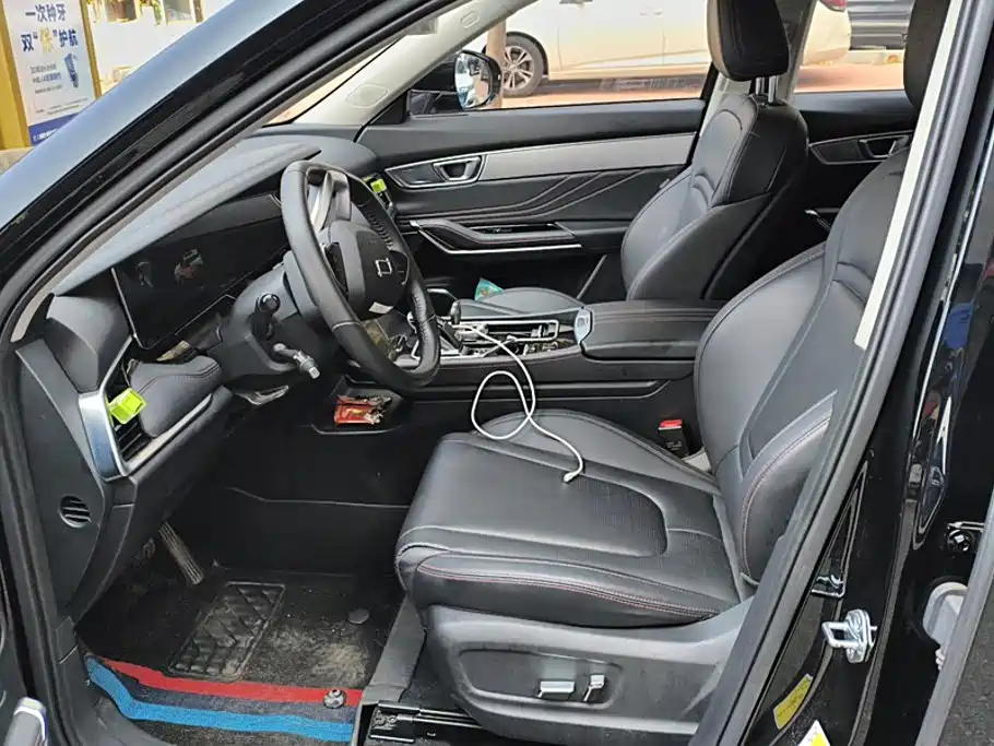 Besturn Bestune T99 2025 2023 2.0T Automatic Premium (6AT)