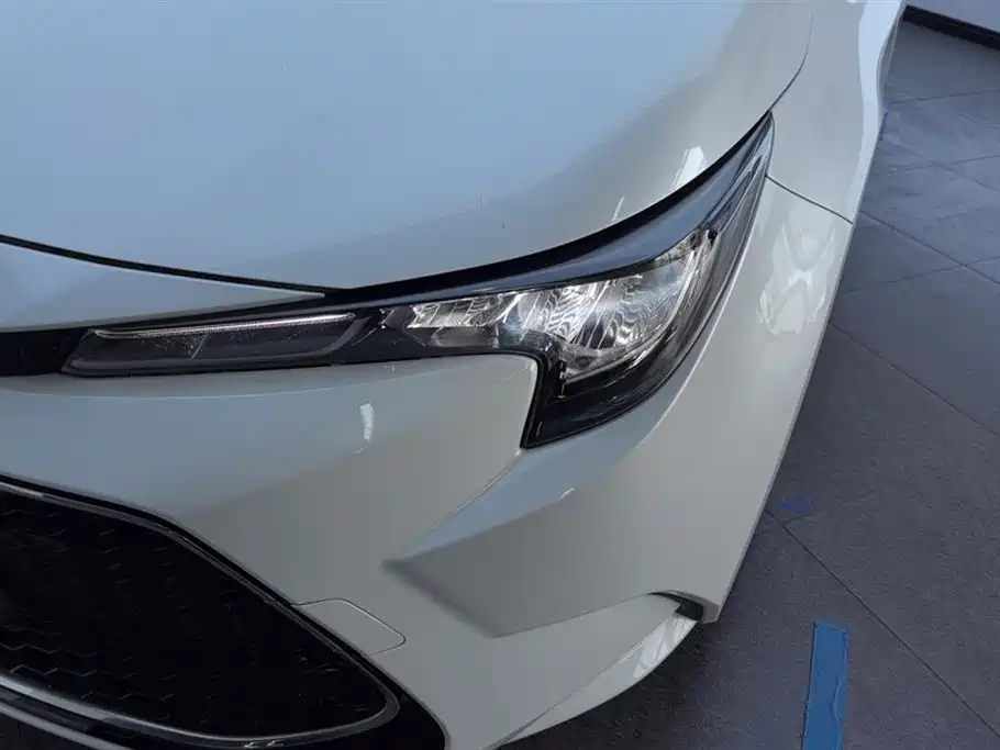 Toyota Levin 2021 185T CVT Luxury Edition фото 5