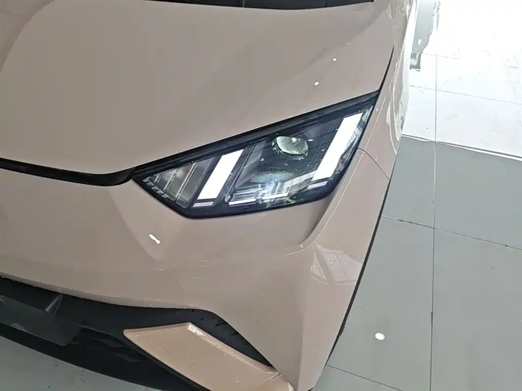 BYD Seagull 2024 Glory Edition 305km Freedom Edition фото 24