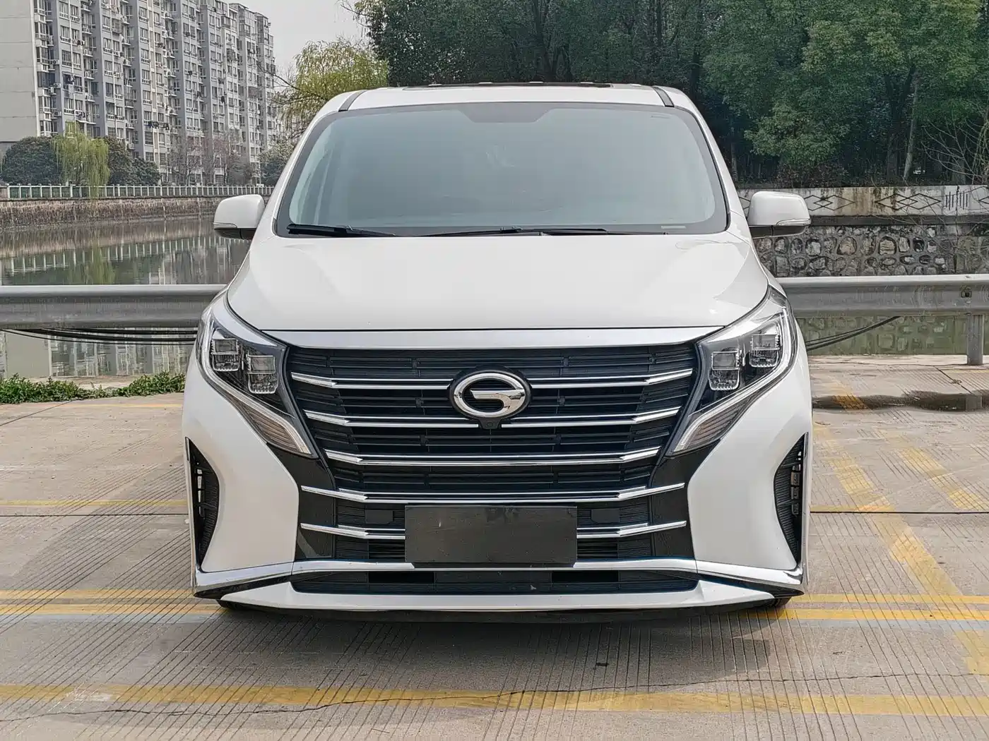 GAC Trumpchi Trumpchi M8 2021 Leading Show Series 390T Premium Edition фото 2