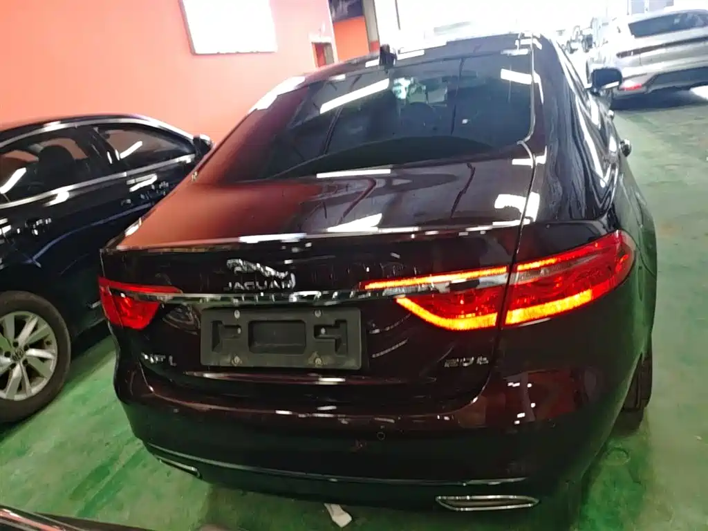 JAGUAR XFL