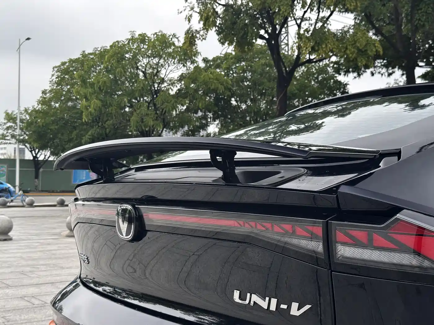 CHANGAN UNI-V