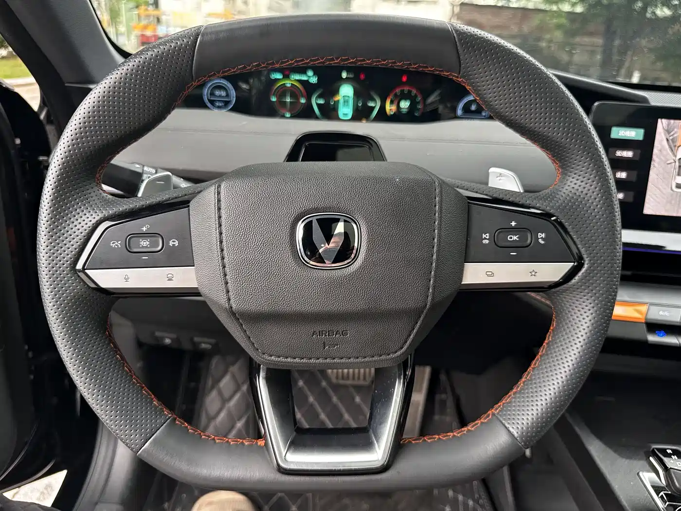 CHANGAN UNI-V
