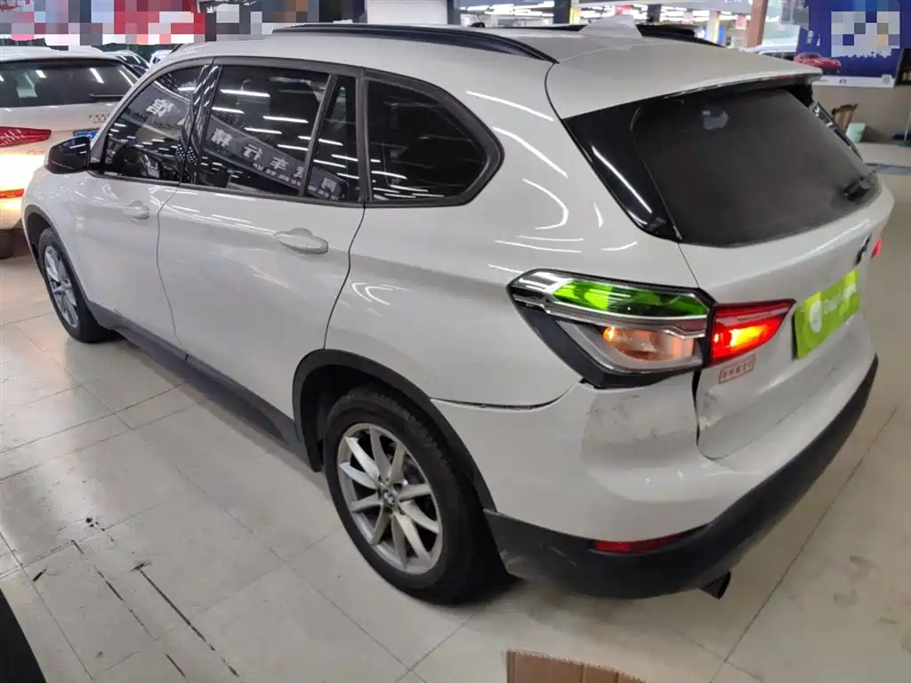BMW X1 2019 sDrive18Li Fashion Model фото 23