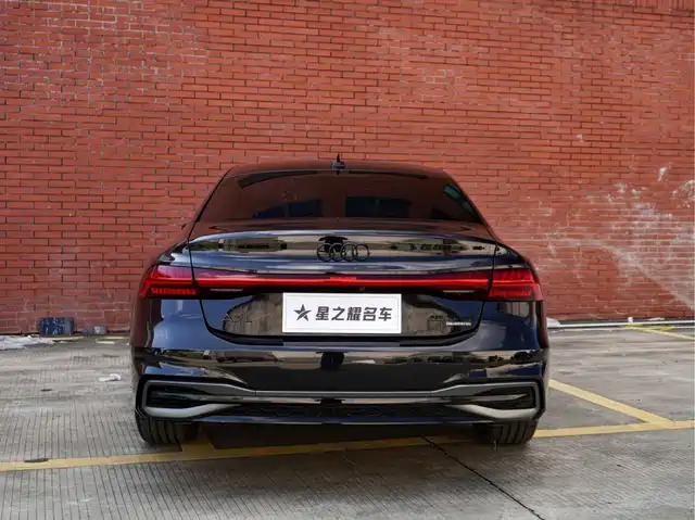 Audi A7L 2024 45 TFSI quattro Black Warrior Edition — фото 4
