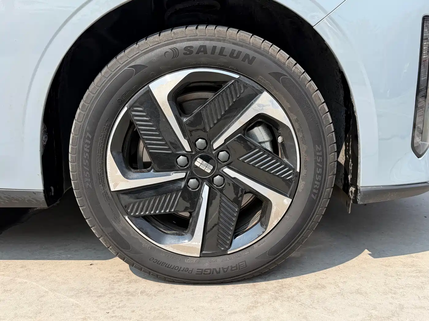 Geely Galaxy Galaxy L6 2026 2025 EM-i 140km Explorer+ Edition