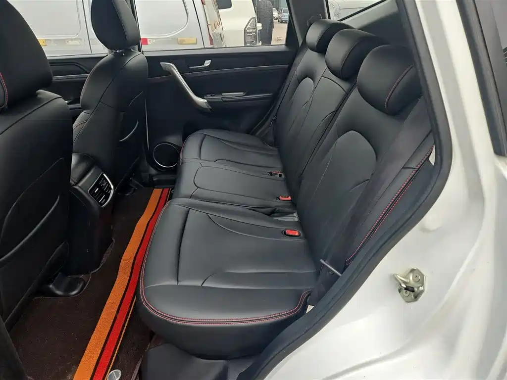 Haval M6 2019 1.5T DCT 2WD Urban Type China VI фото 12