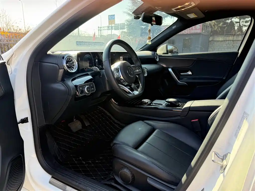 Mercedes-Benz A-Class 2022 Facelift A 200 L Sport Sedan Fashion Style фото 13