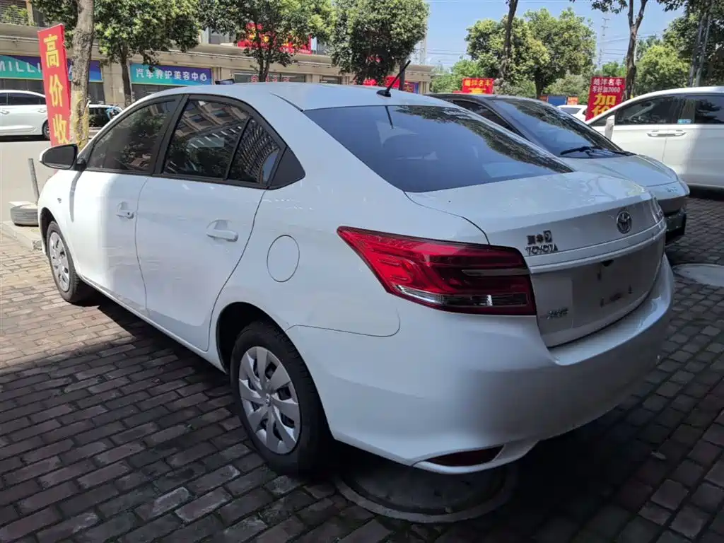 Toyota Vios 2017 1.5L CVT Pioneer фото 5