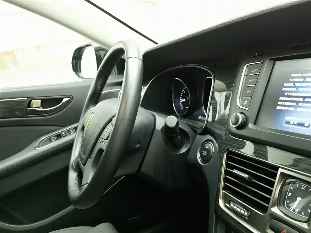 Hongqi H7 2019 1.8T Comfort Edition фото 24