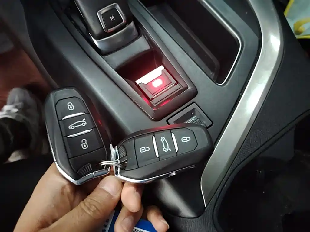 Peugeot 4008 2018 350THP Elite фото 9