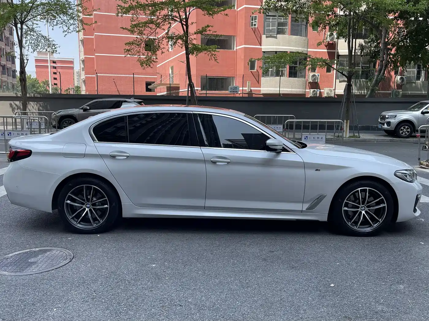 BMW 5 SERIES NEW ENERGY