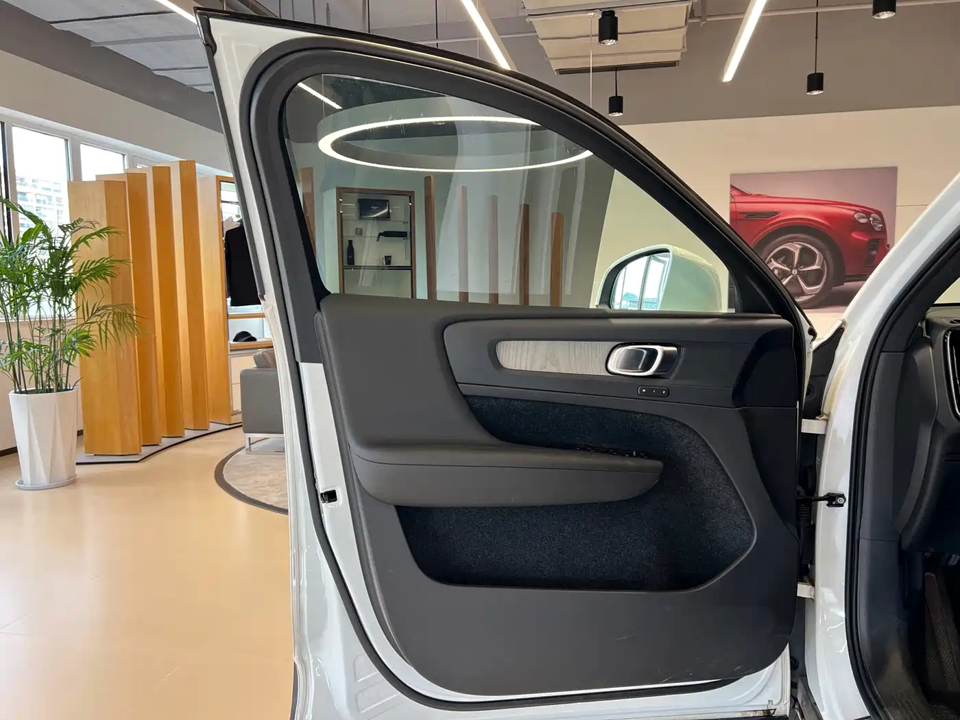 Volvo XC40 2024 2024 B3 Smart Elite Luxury Edition