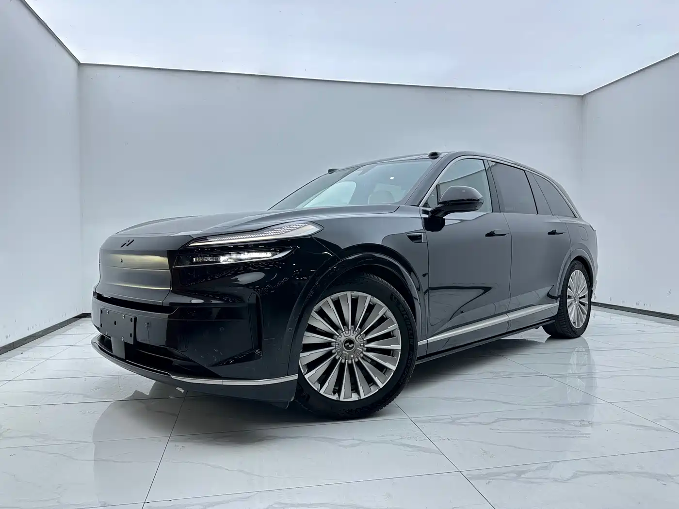 Ledao L90 2025 AWD Base Model
