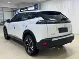 Фото 4 - Peugeot 2008