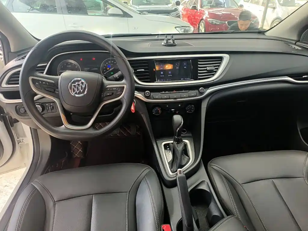 Фото 10 - Buick Excelle