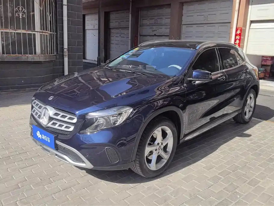 Mercedes-Benz GLA 2017 GLA 200 Dynamic