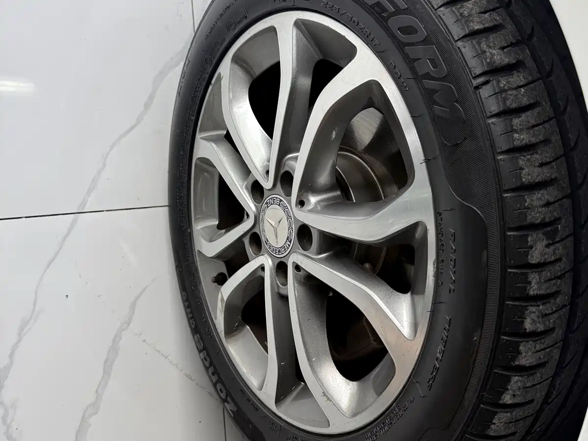 Mercedes-Benz C-Class 2015 Facelift C 180 L Sport фото 21