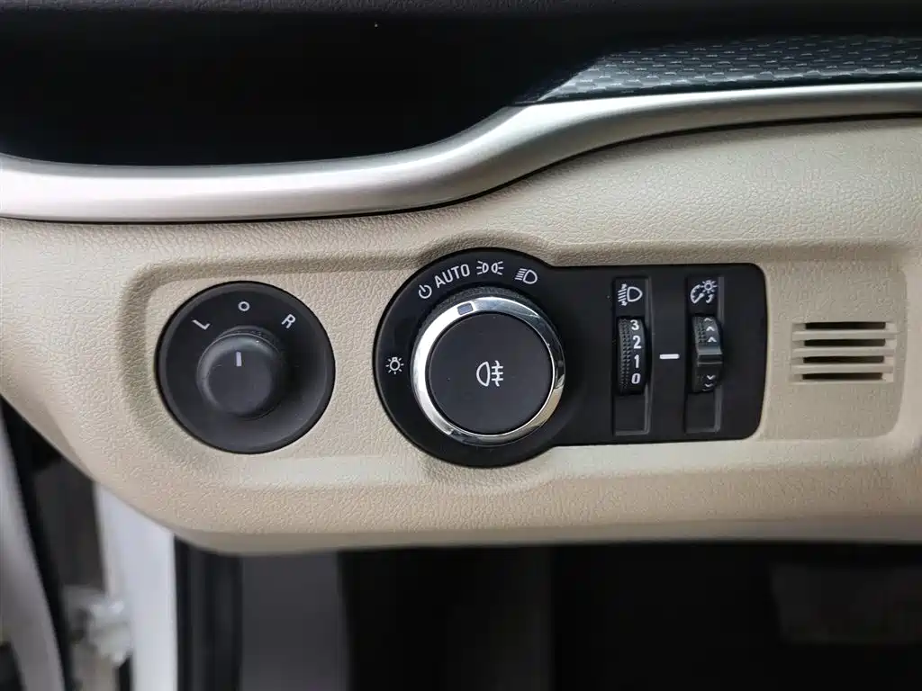 Buick Excelle 2021 Exemplar 1.5L Auto Elite фото 21