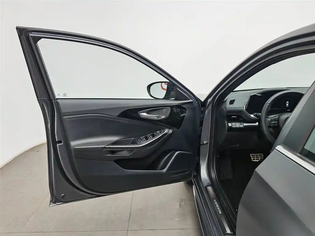 Hyundai Fista 2023 270T N Line DLX Luxury Edition фото 8