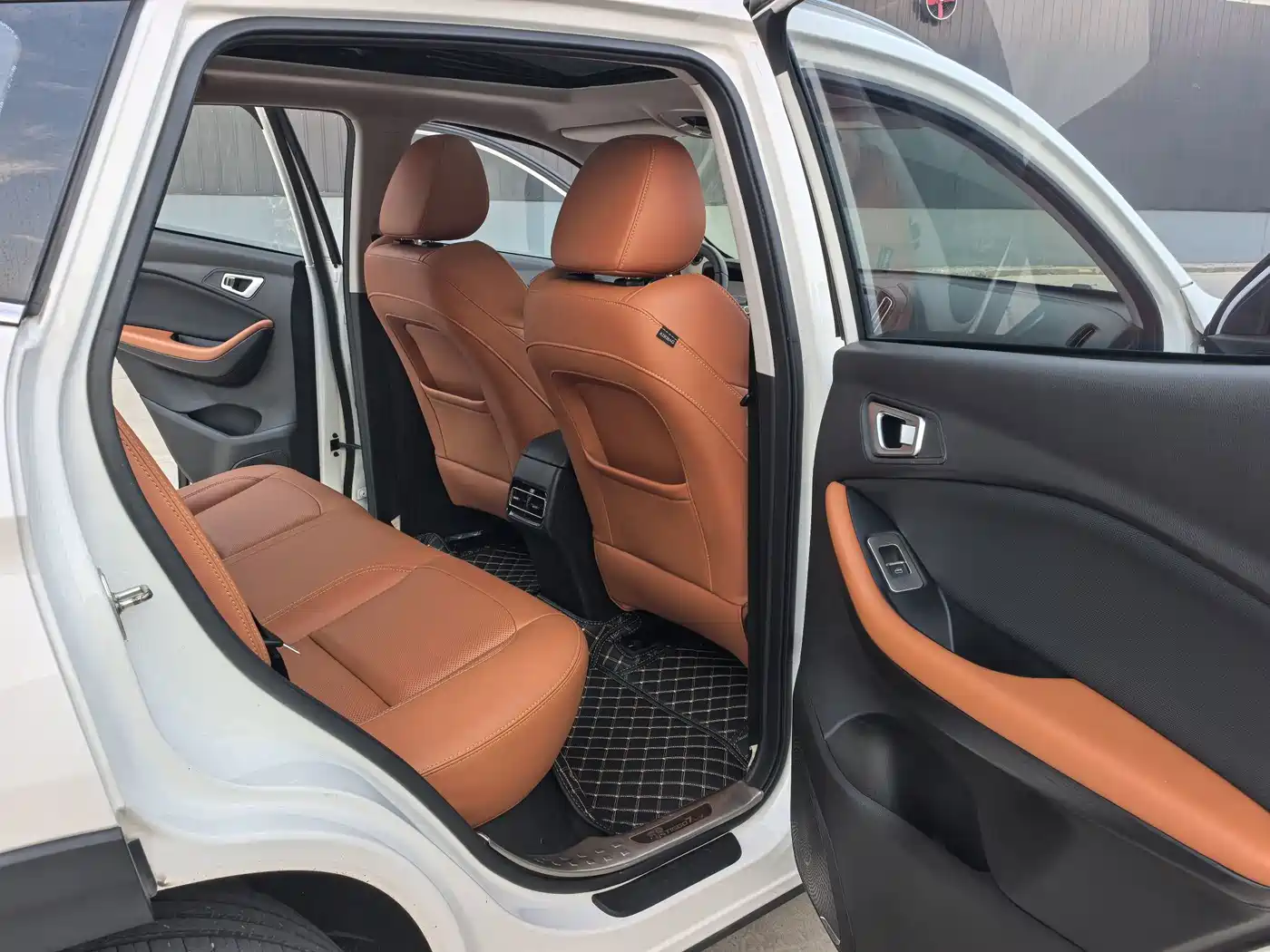 Chery Tiggo 7 2016 2016 2.0L CVT Bright Edition