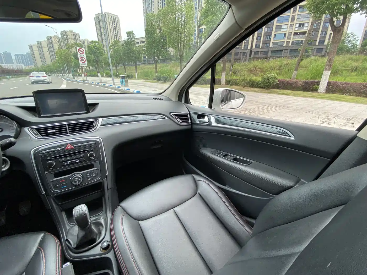 Peugeot 308 2014 Model Joy Edition Classic 1.6L Manual Trend Style фото 16