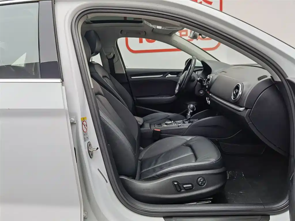 Audi A3 2015 Limousine 35 TFSI Millionth Anniversary Comfort Enjoyment Type фото 23