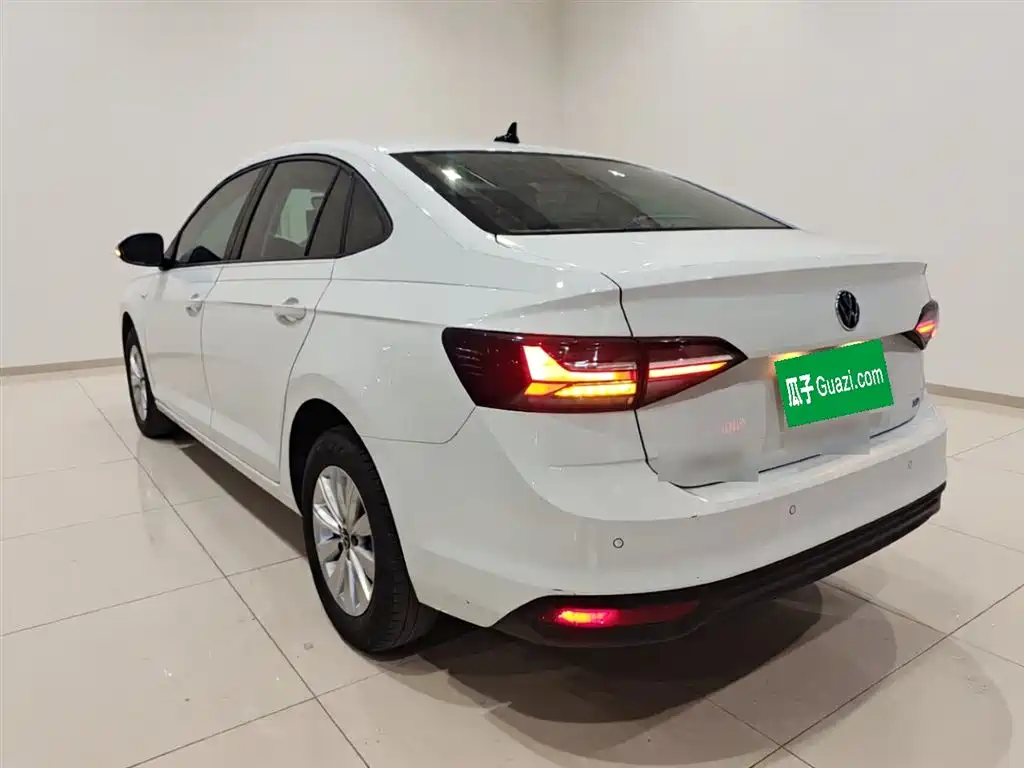 Volkswagen Lavida 2023 Xinrui 1.5L Auto Xinyi Edition фото 5