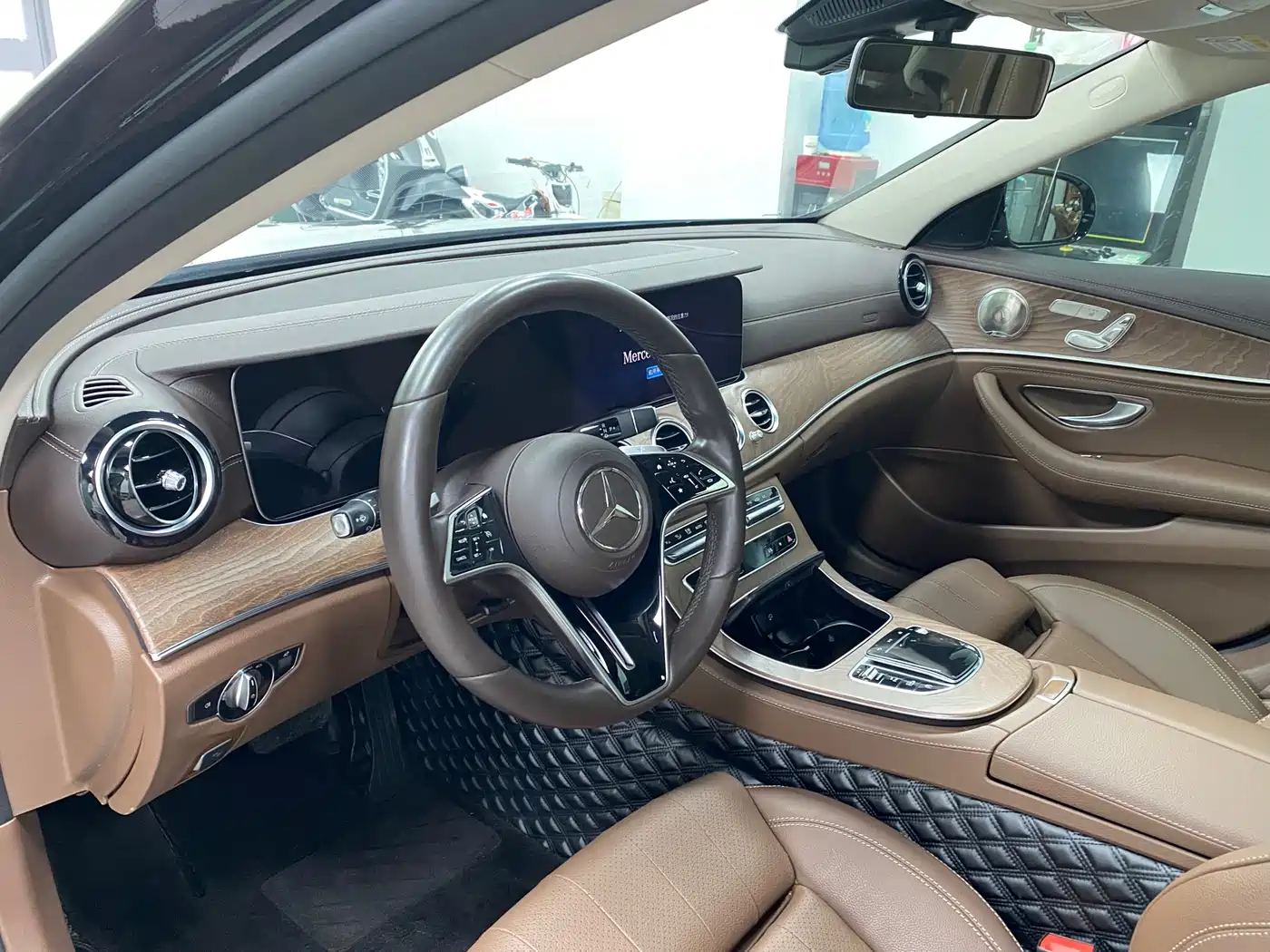 Mercedes-Benz E-Class 2021 Facelift E 260 L 4MATIC фото 12