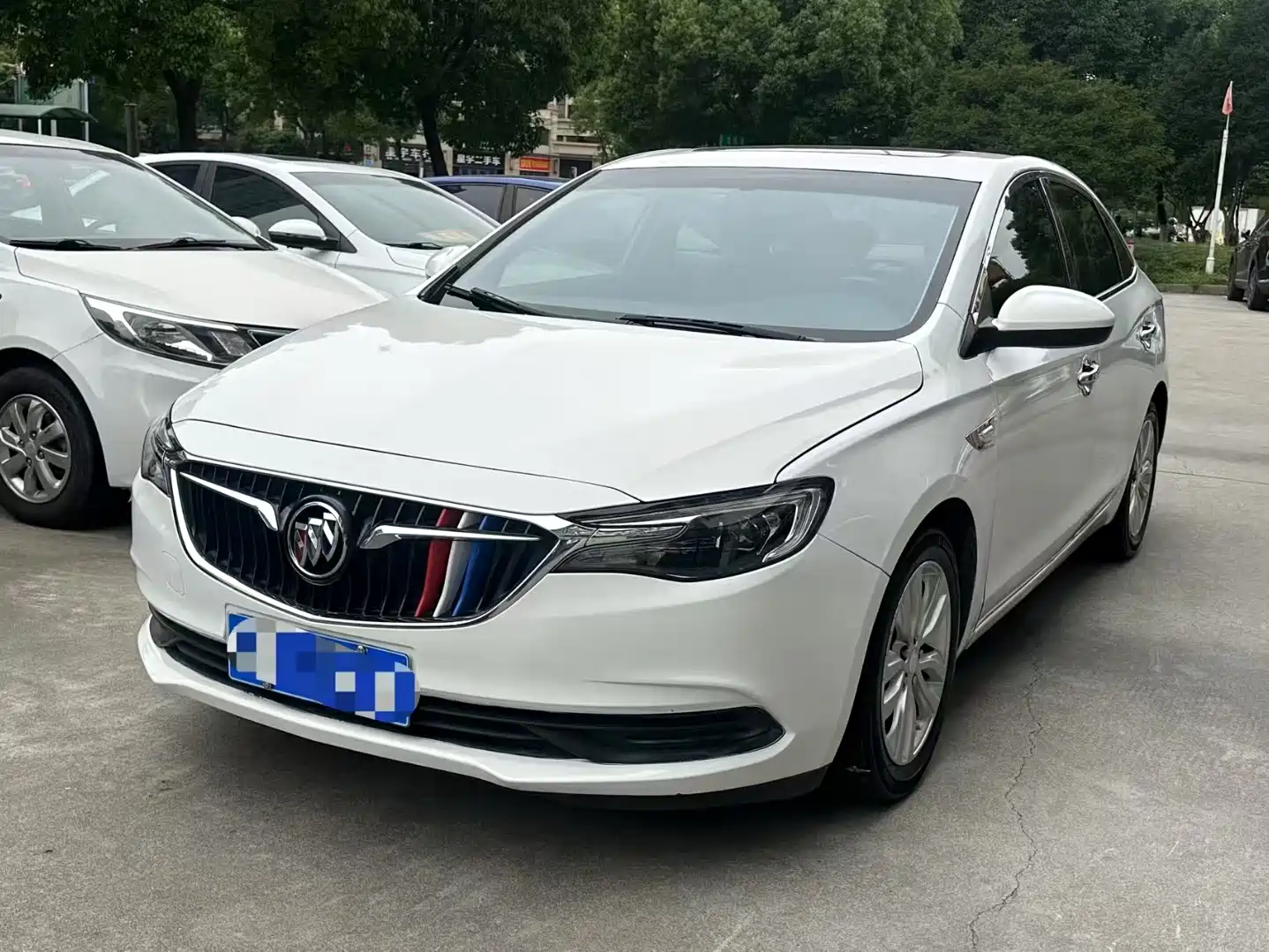 Фото 1 - Buick Excelle