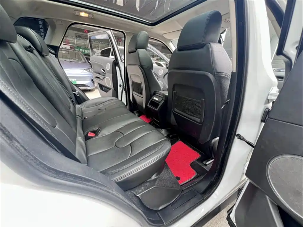 Land Rover Range Rover Evoque (Import) 2014 2.0T 5-door Brilliance Premium фото 16