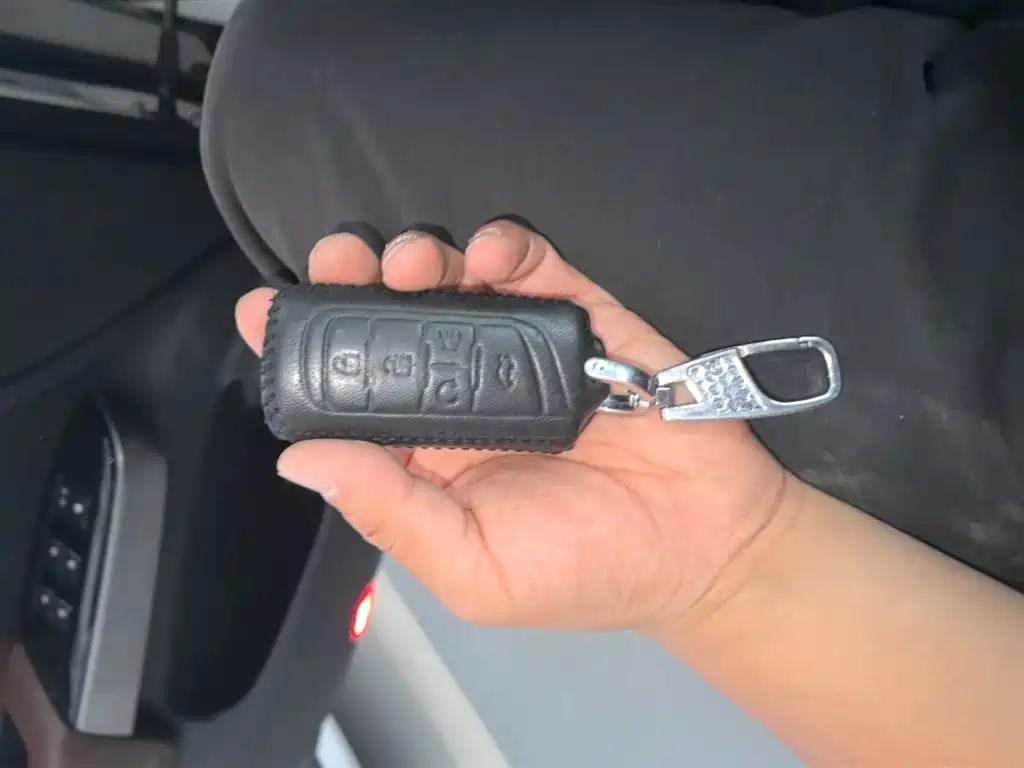 GAC Trumpchi Trumpchi GS8 2017 320T 2WD Luxury Smart Connect (7-seater) фото 17