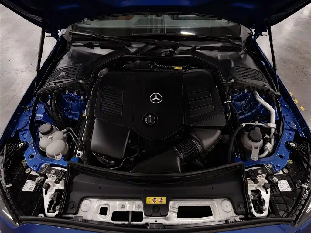 Mercedes-Benz C-Class 2023 C 200 L Sport фото 6