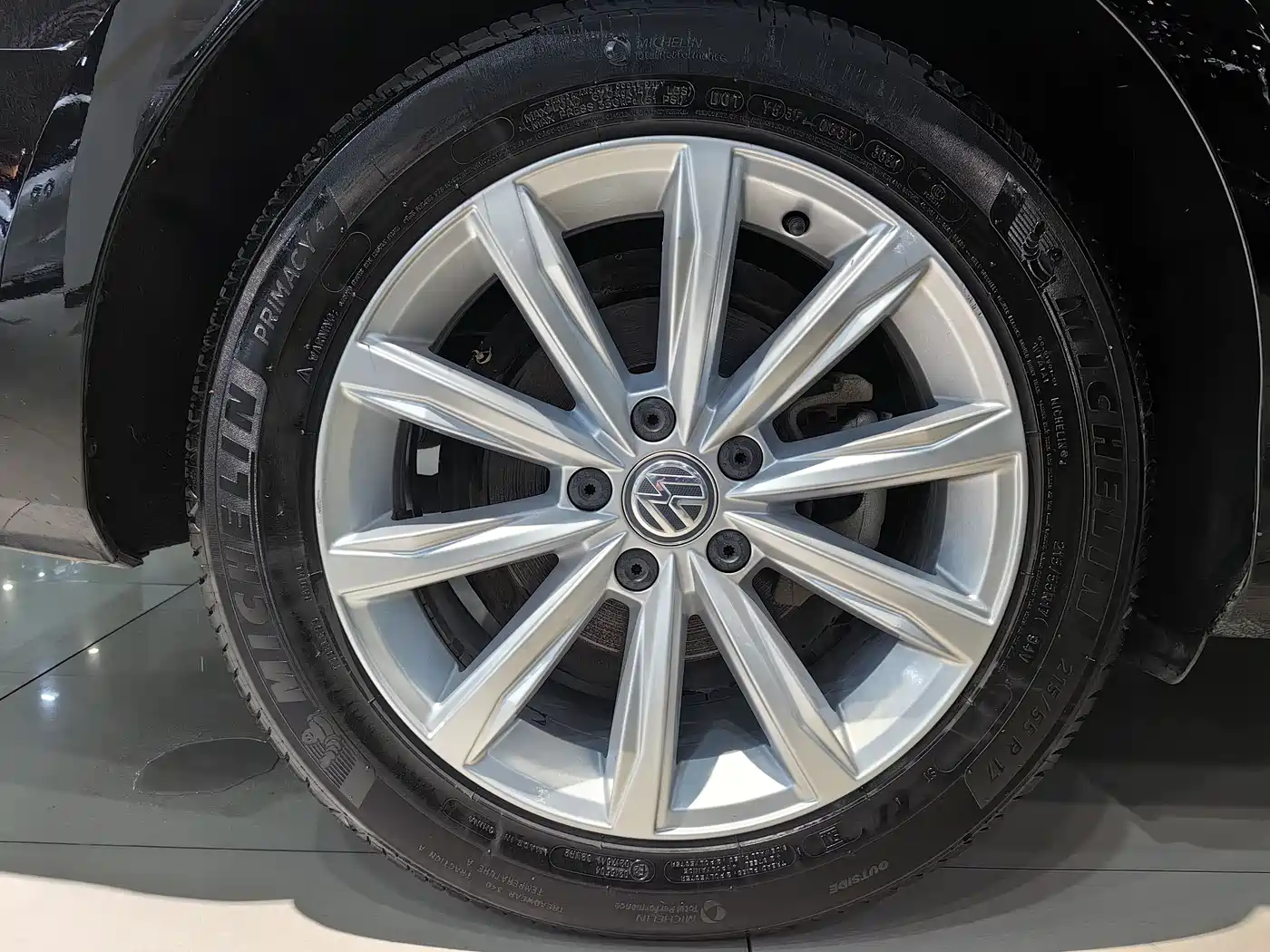 Volkswagen Passat 2017 330TSI DSG Prestige фото 13