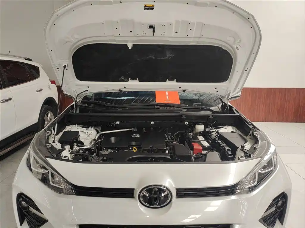 Toyota Wildlander 2023 2.0L CVT AWD Luxury PLUS фото 20