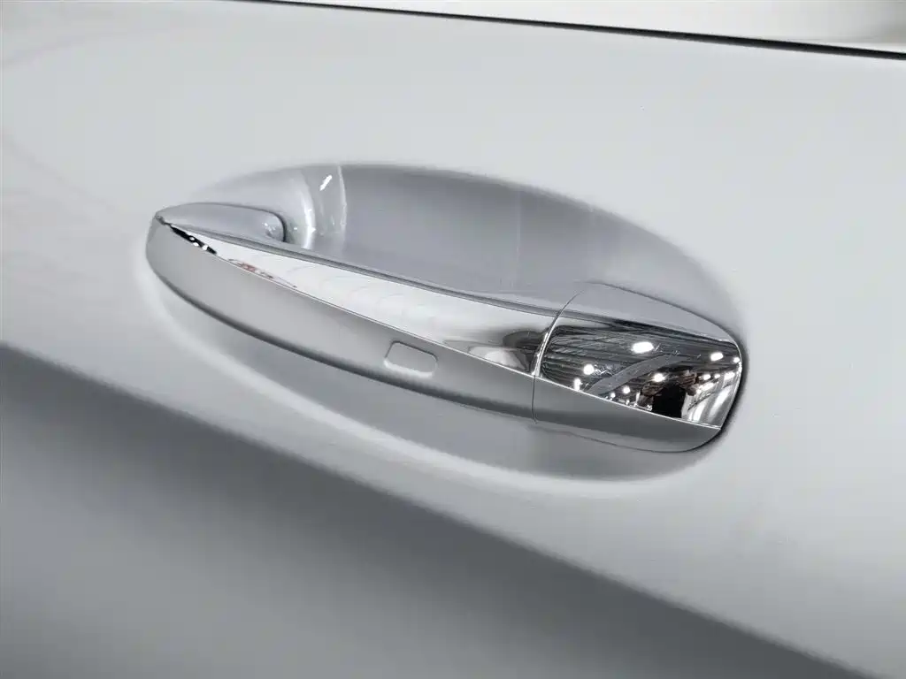 Mercedes-Benz C-Class 2016 C 200 L Sport фото 18